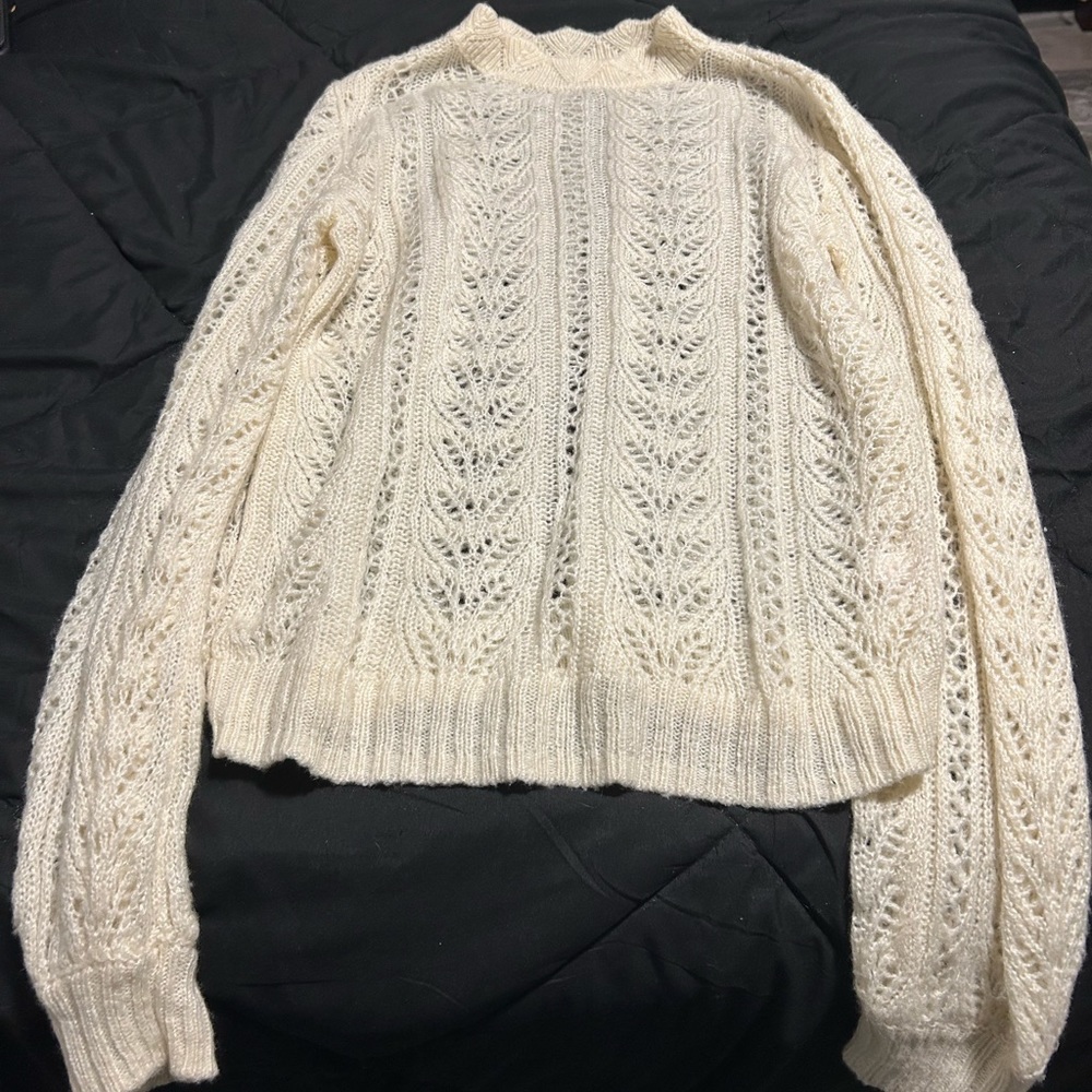 cute, stylish, white sweater